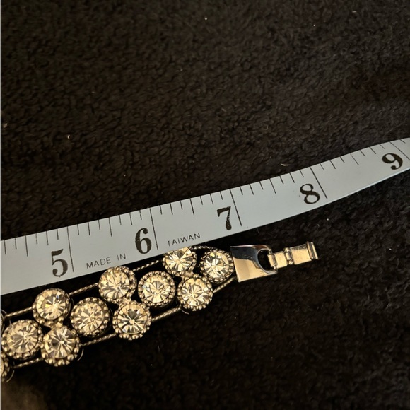 Silver Rhinestone Bracelet - Picture 4 of 5